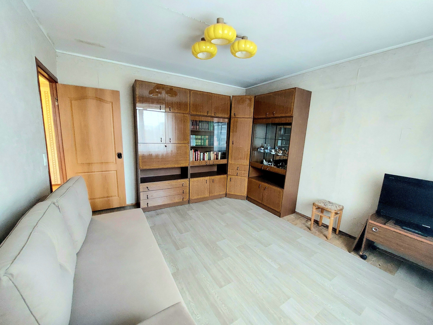 Продажа 2КК на ул.Ереванская 28к2 Москва Ереванская ул.