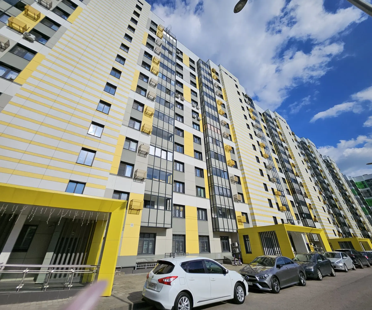 Продается 1КК, 42,5 кв.м Москва Долгопрудная аллея